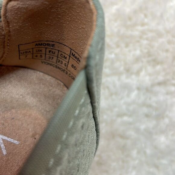 Vionic Green Textured Ballet Flats Comfort Orthotic Women’s Shoes Sz 7 - Picture 6 of 9